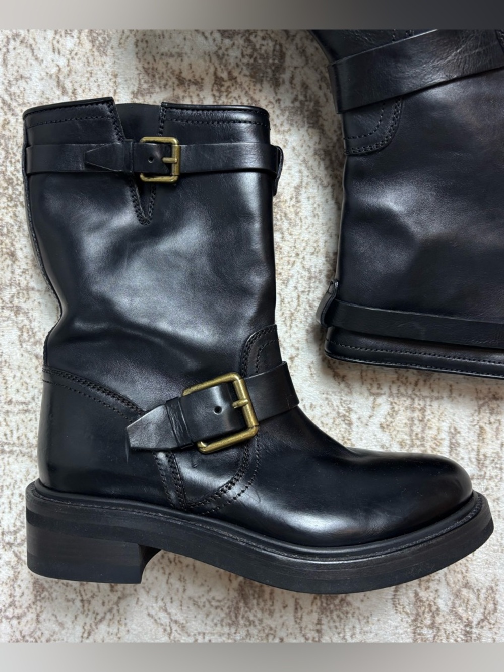 Frye Alice Engineered Leather Boot‎ Size 5.5 - Picture 3 of 9
